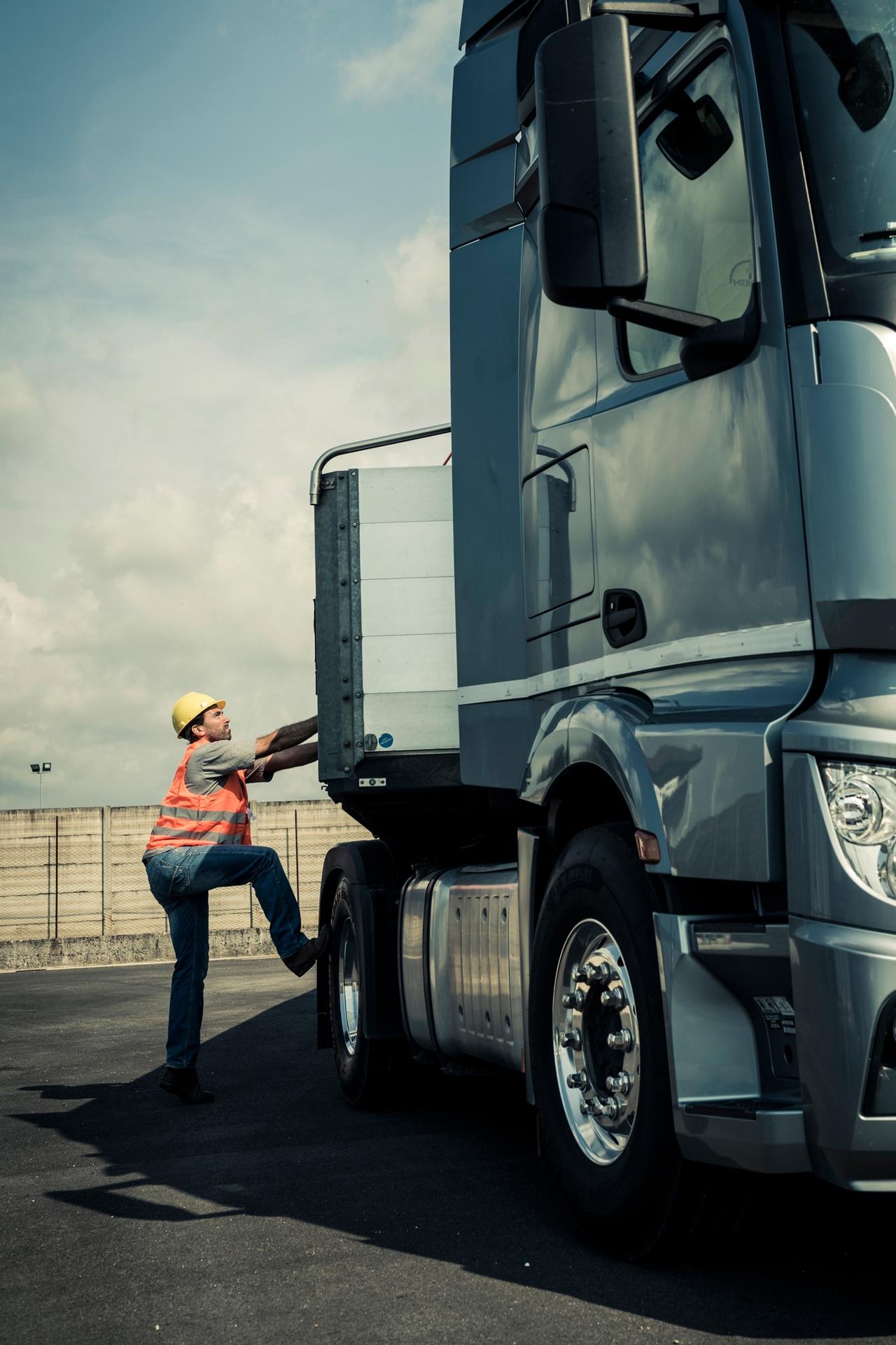 camion famille di egidio